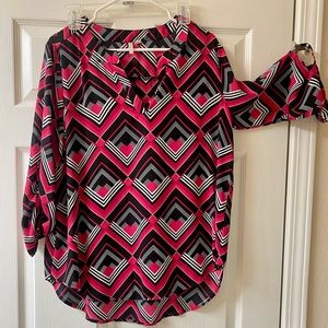 Geometric V-Neck blouse